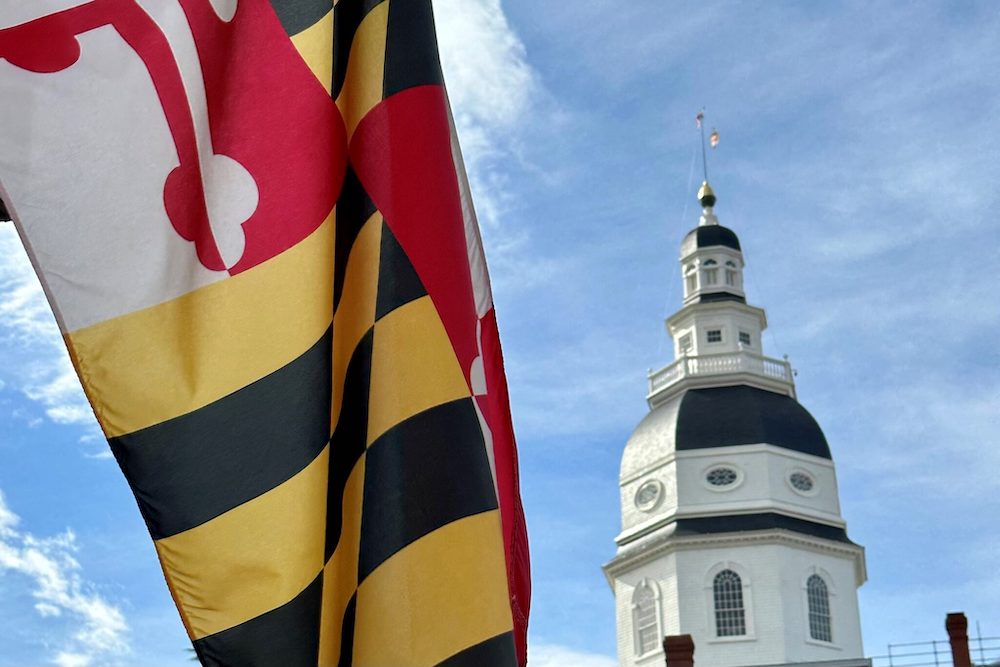 state house flag 2048x1365
